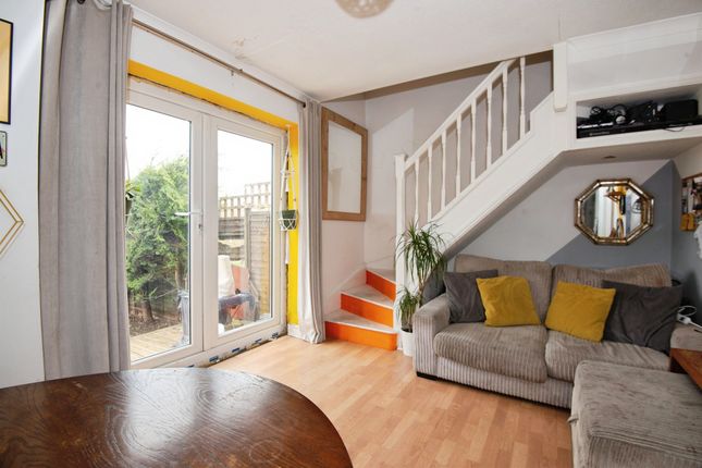 129a, Rutland Avenue, High Wycombe photo 3