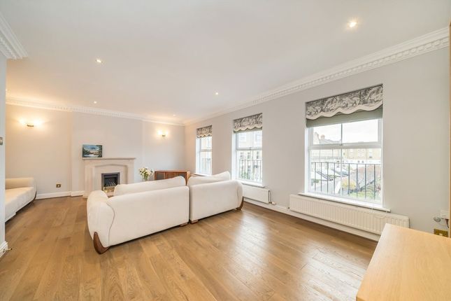 Clearwater Place, Surbiton photo 4