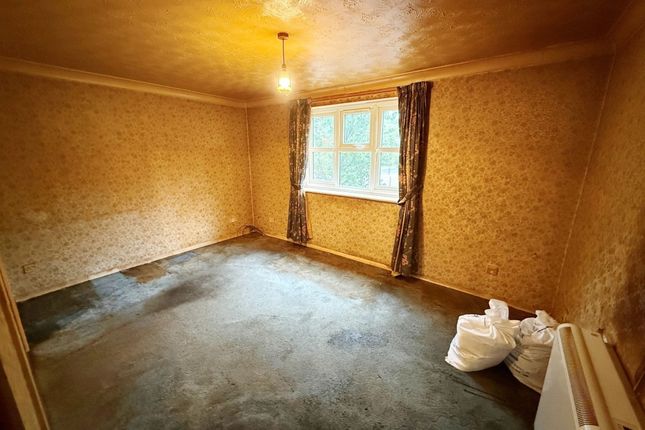 112 Enville Way, Highwoods, Colchester photo 3