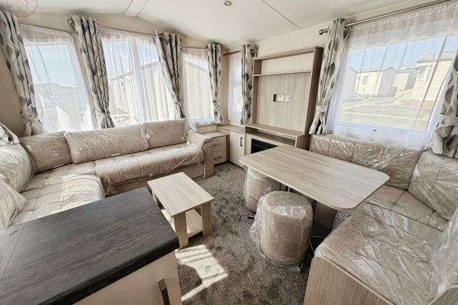 10 Summerhaze Holiday Park, South Road, Burnham-on-Sea photo 3