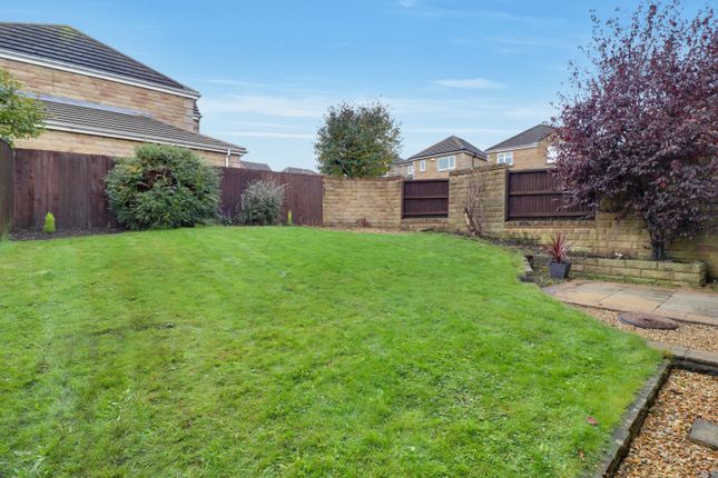 31, Meadowcroft, Holmfirth photo 4