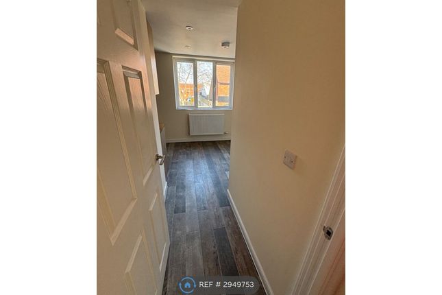 Flat F, Victoria Road, Ferndown photo 5
