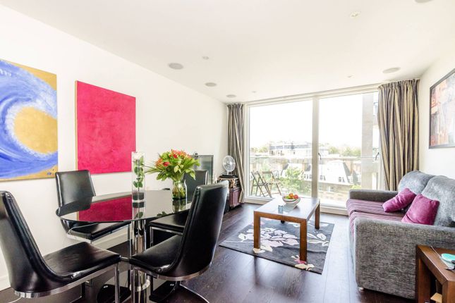 Flat to rent in Caro Point, Chelsea, London