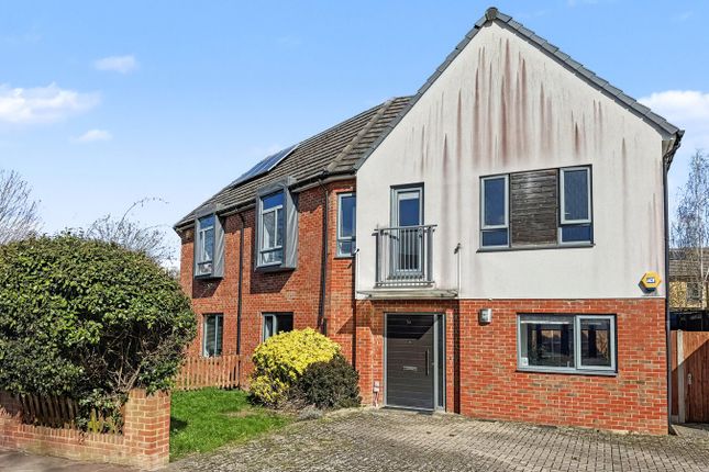 3-bed house on 7a, Larch Way, Bromley, £535,000