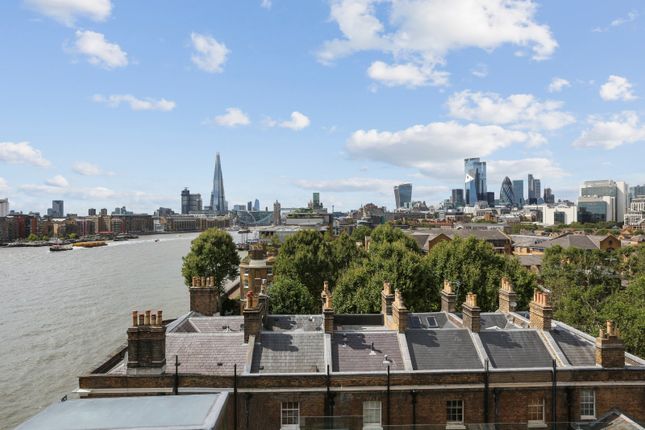 Olivers Wharf, London photo 2