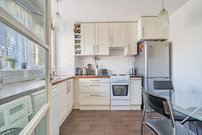 45 Charles Townsend House,, Skinner Street, England photo 4