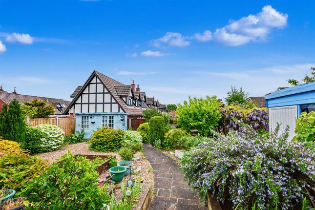 17, Park Drive, Nottingham photo 4