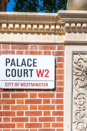 Flat for sale in Palace Court, Notting Hill, London