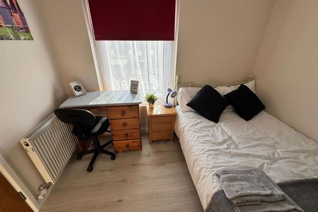 1-bed house on Ensuite 5, 28, Britannia Street, Coventry, £575/mo