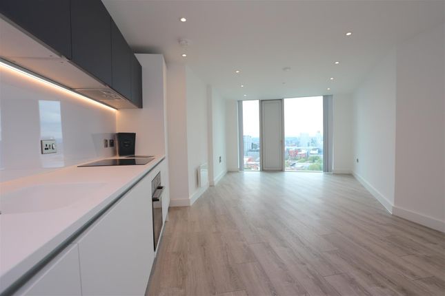 Thumbnail Flat to rent in 11 Silvercroft Street, Manchester