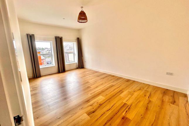 Flat 2, 15C Talbot Street, Maesteg photo 2
