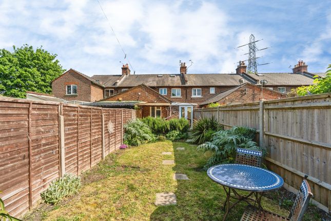 8 The Cottages,, Magazine Lane, Southampton photo 4