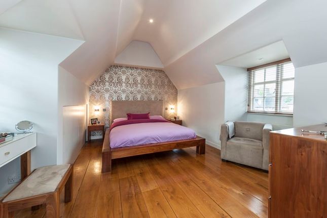 Terraced house for sale in Corringham Road, Hampstead Garden Suburb