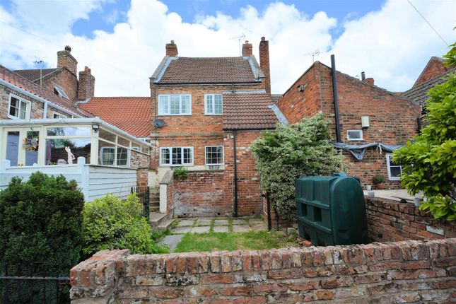 Terraced house for sale in High Street, Cawood, Selby