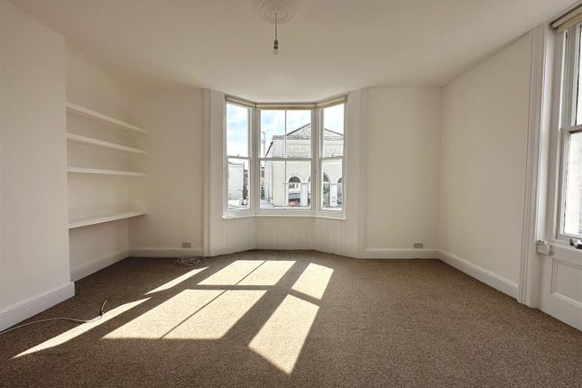 Flat for sale in College Place, Brighton