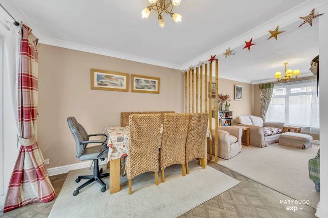 2, Pryors Road, Chelmsford photo 4