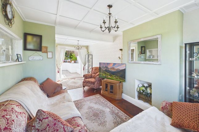6, Osney Avenue, Paignton photo 3