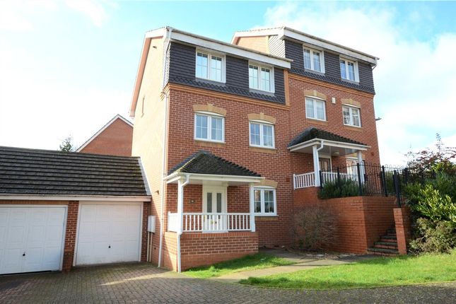 3 4 Bed Homes For Sale In Emmer Green Caversham Reading