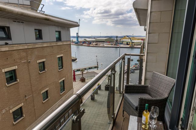 61, Dolphin Quays, Poole photo 2
