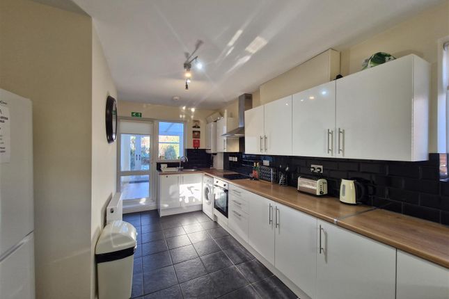 43, Elm Road, Skellow, Doncaster photo 2