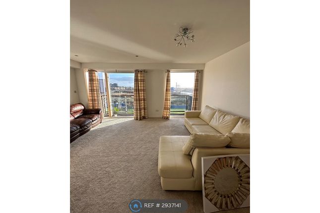 Glasgow Harbour Terraces, Glasgow photo 2