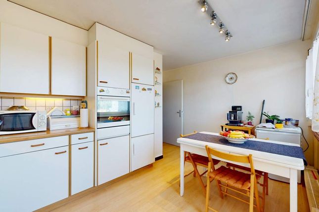 Thumbnail Apartment for sale in Boudry, Canton De Neuchâtel, Switzerland