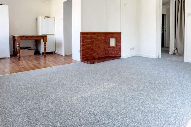 2-bed caravan on 5 Aldingbourne Park, Hook Lane, Chichester, £90,000