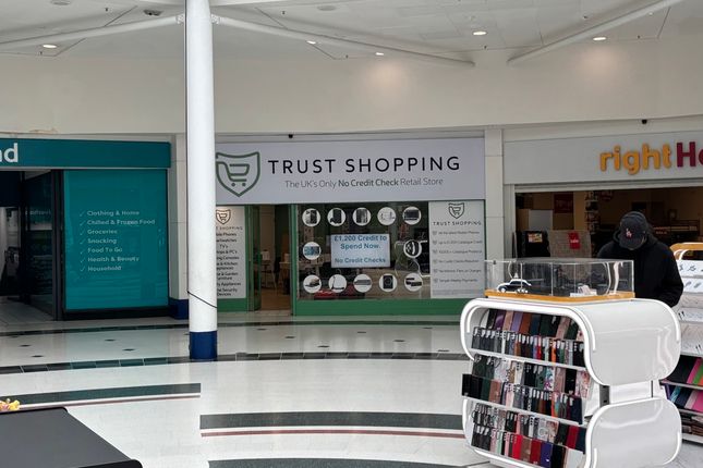 Thumbnail Retail premises to let in Unit 29, 42 Wulfrun Way, Wulfrun Shopping Centre, Wolverhampton