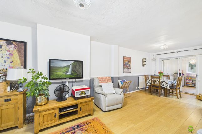 4, Rokesby Close, Welling photo 4