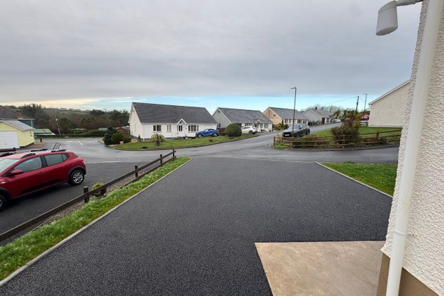 13a Allt Y Bryn, Llanarth, New Quay photo 3