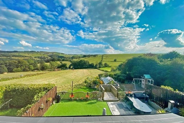Thumbnail Detached house for sale in Stainland Road, Stainland, Halifax