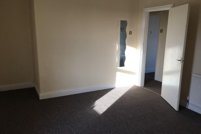 Thumbnail Terraced house to rent in Manor Road, Askern, Doncaster
