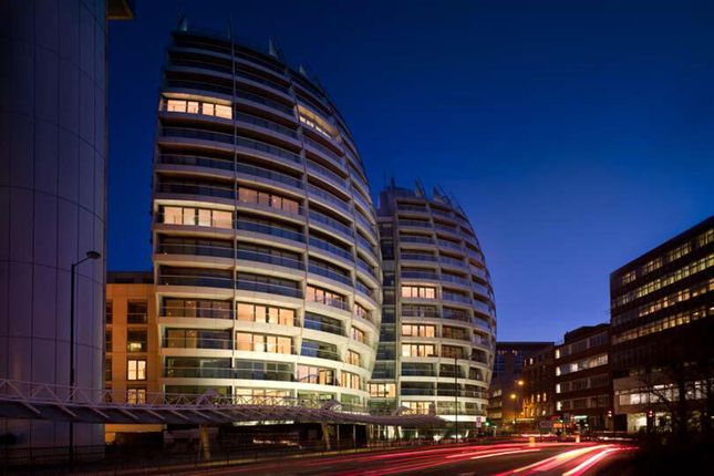 94 Bezier Apts, 91 City Road, London photo 2