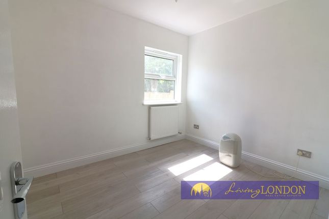 10A, Arthur Road, London photo 5