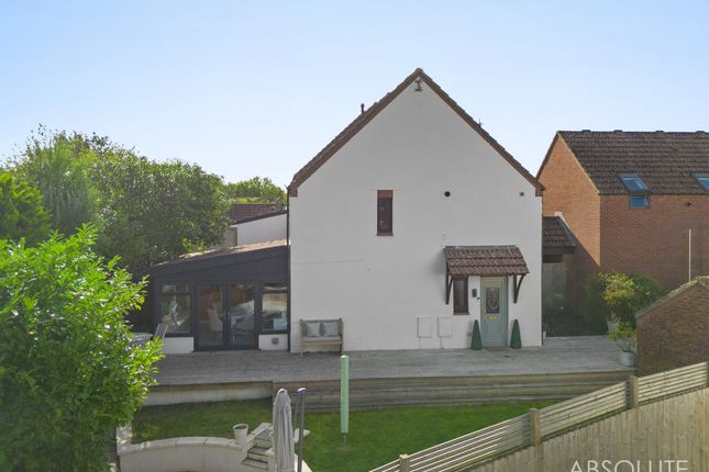 37 Hameldown Close, Torquay photo 3