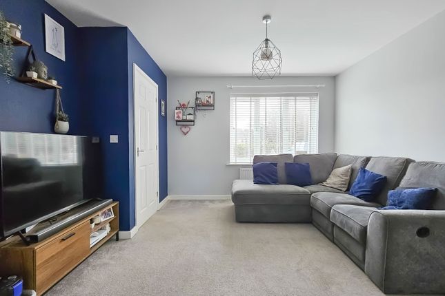 84 Taylor Crescent, Bideford photo 2