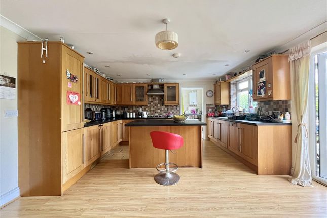 49b, Waites Lane, Fairlight photo 2