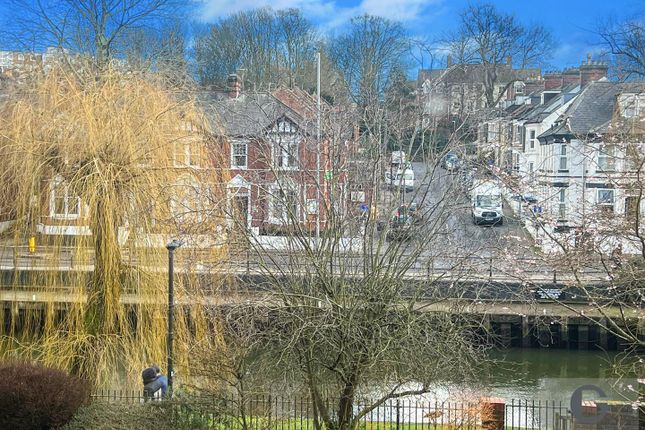 37, Riverway Court, Norwich photo 2