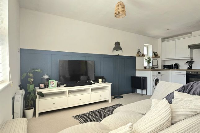 Flat 20, Victoria Place,, North Road, Surrey photo 2