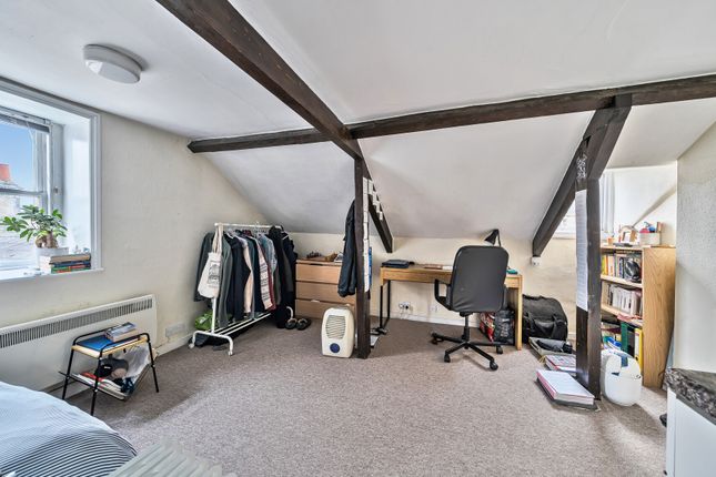 Flat 3, 7, Cleveland Place East, Bath photo 4