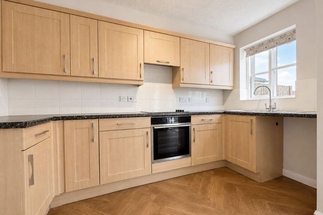 31 Leven Drive, Worcester photo 3