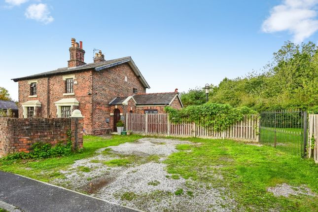 3-bed semi-detached on 4, Oxton Close, Liverpool, £400,000