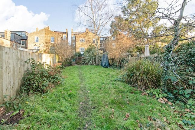 Flat for sale in Fawnbrake Avenue, Herne Hill, London