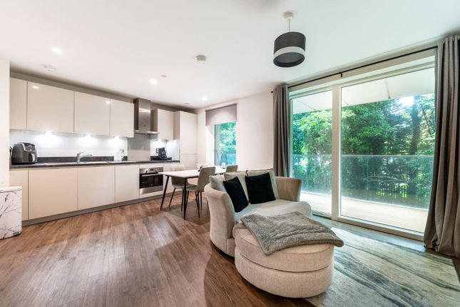 Flat for sale in North End Road, Wembley Park, Wembley