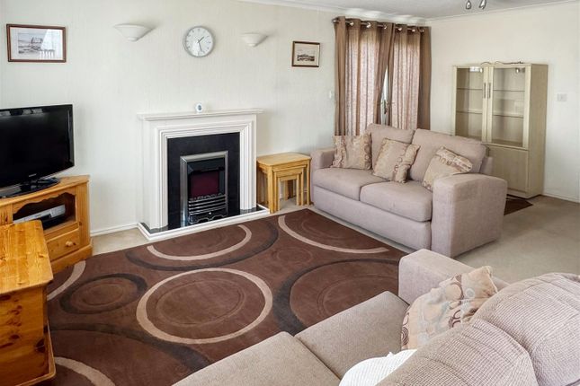 94 Climping Park, Bognor Road, Littlehampton photo 4