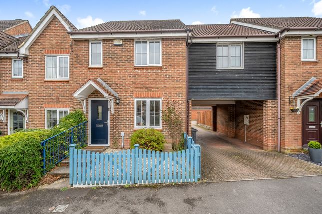 Link-detached house for sale in Berry Way, Andover