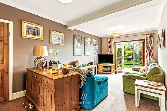 33 Manor Road, Leicester photo 2