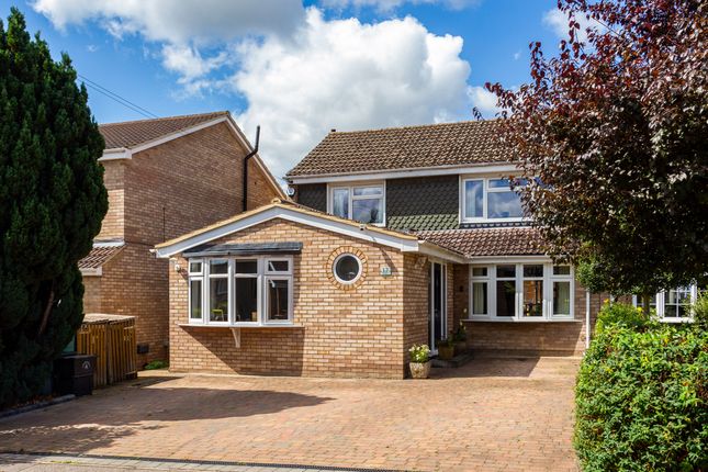 Thumbnail Semi-detached house for sale in Paddock Wood, Harpenden