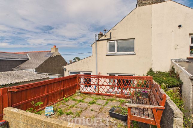 7 Wallis Street, Fishguard photo 4