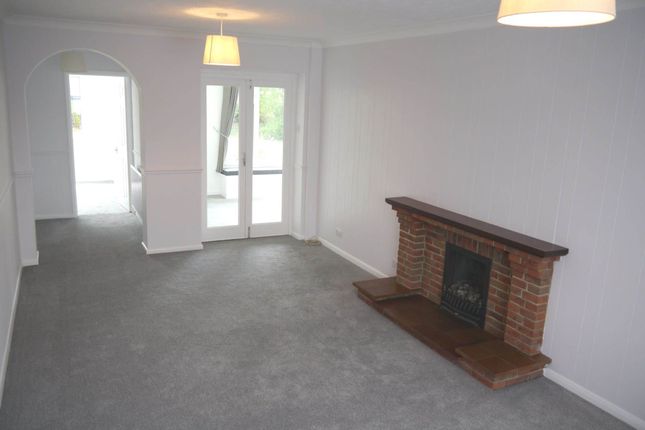 65, Briars Lane, Hatfield photo 4
